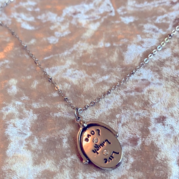 NEW 💗 Gorgeous Fidget / Spinning Necklace - Picture 3 of 8